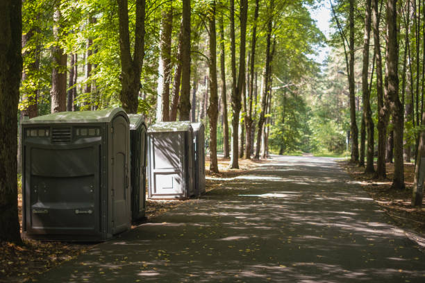 Best Portable toilet rental cost  in Constantine, MI